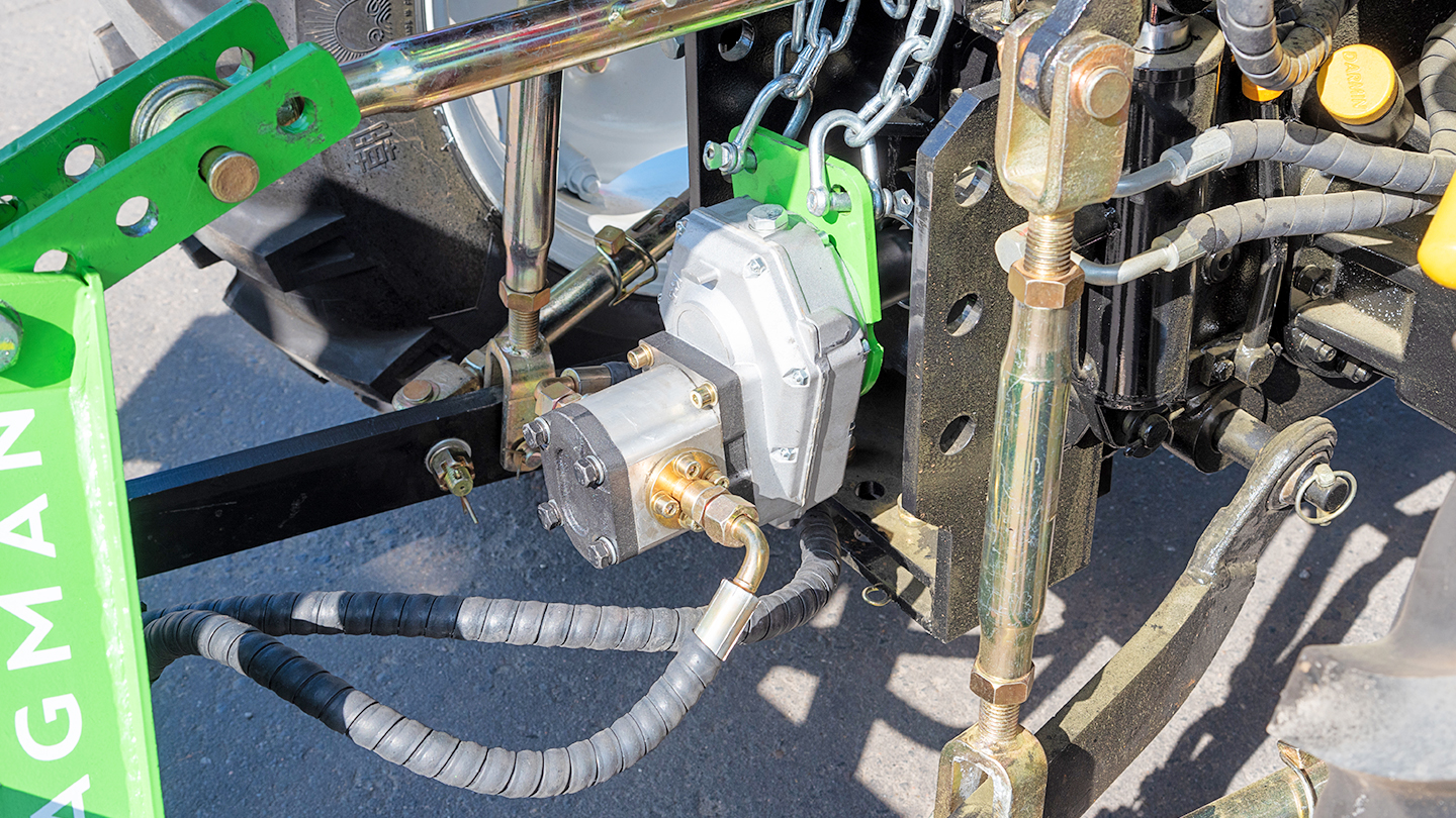 Навесной экскаватор Flagman | Флагман LW7 0